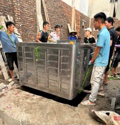 hạ bể inox ngầm xuống hố chưa